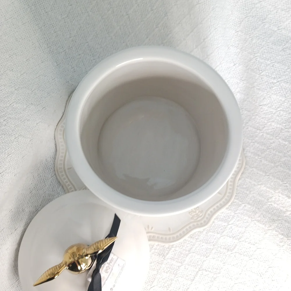 Rae Dunn × Harry Potter Golden Snitch Ceramic Cookie Jar - Picture 11 of 15